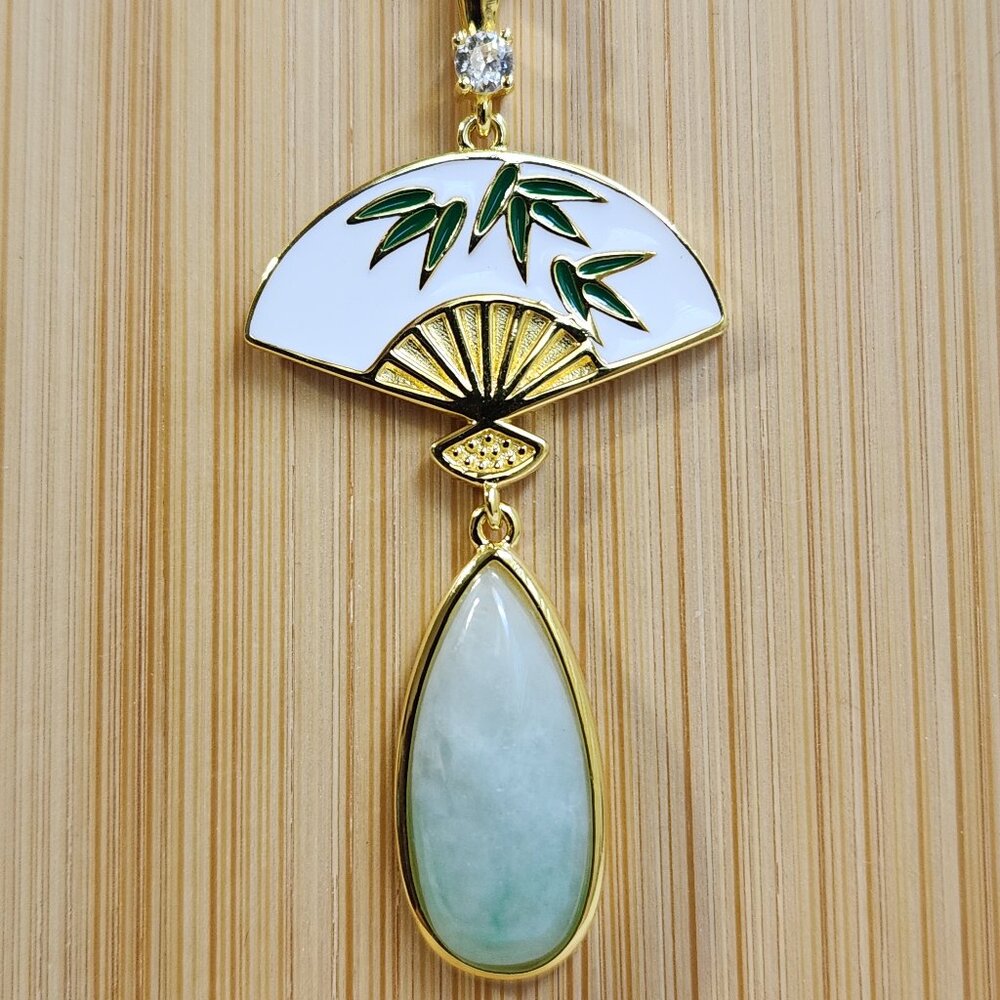 Pillowbook NIB 18k Yellow Gold Naural Jadeite & Zircon Pendant w/ 18" 925 Chain